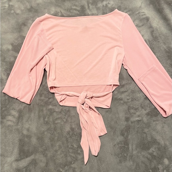 Open-Back Yoga Crop Top & Ruched High-Waisted Shorts Set